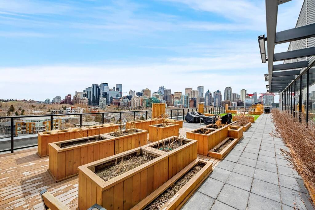 Chic 1Br Kensington Unit W/Parking YYC Exterior foto