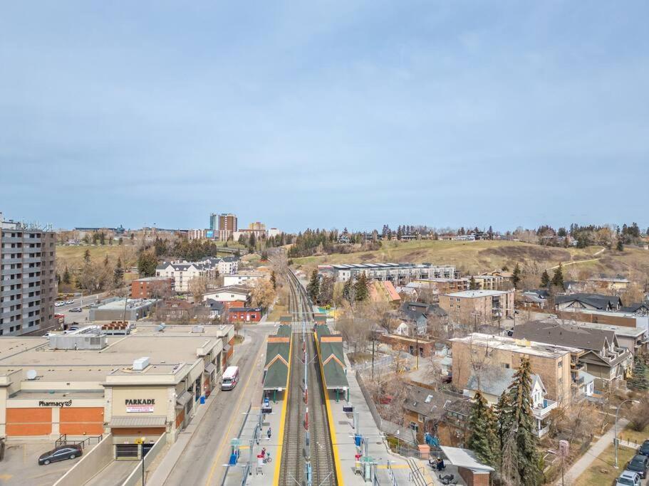 Chic 1Br Kensington Unit W/Parking YYC Exterior foto